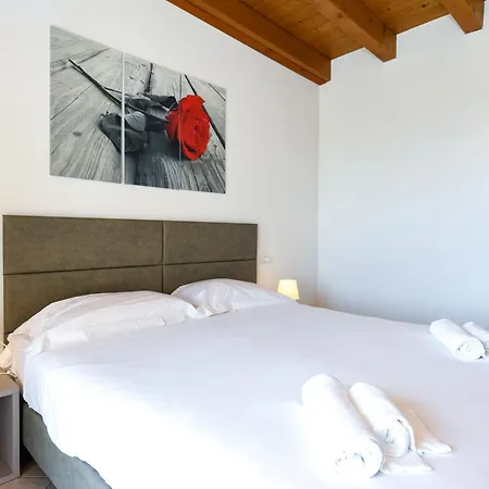 Aparthotel Relais Rosa Dei Venti -ciao Vacanze- Moniga del Garda