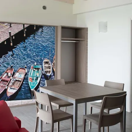 Aparthotel Relais Rosa Dei Venti -ciao Vacanze- 3*