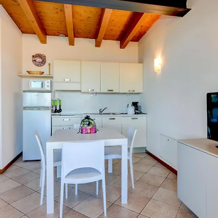 Aparthotel Relais Rosa Dei Venti -ciao Vacanze- 3*