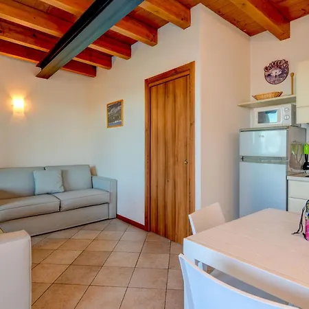 Aparthotel Relais Rosa Dei Venti -ciao Vacanze- 3*